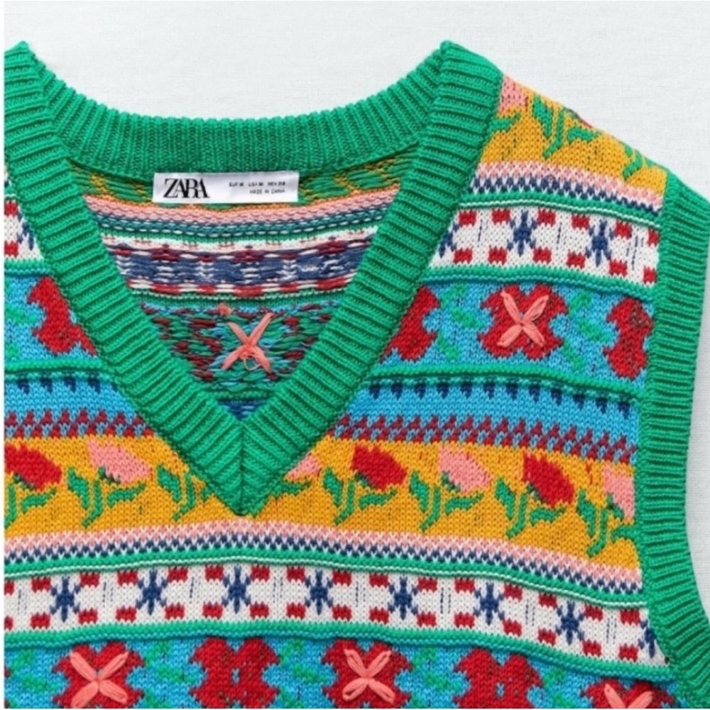 NWT Zara pullover jacquard knit floral sweater vest top with V-neck! Size medium - Picture 11 of 16